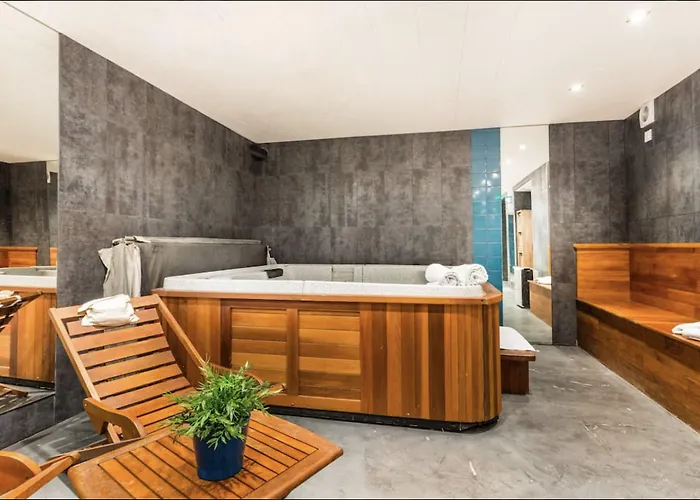 Atypik 3* Clichy