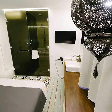 Hotel Atypik Hotel 3*