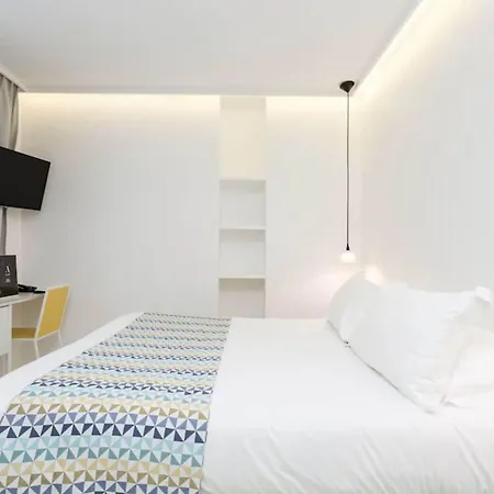 Hotel Atypik Hotel Clichy