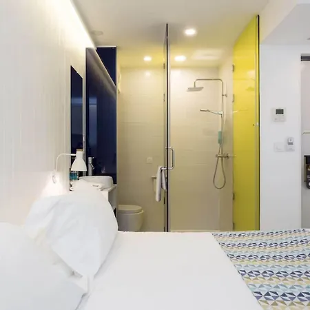Atypik Hotel Clichy