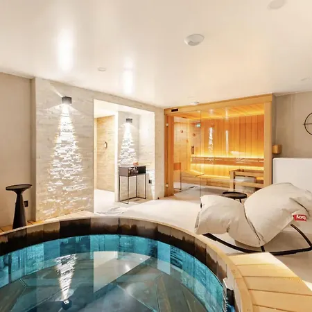 Atypik Hotel Hotel Clichy