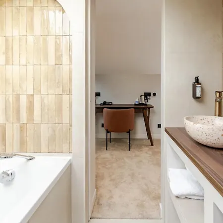 Atypik Hotel Hotel Clichy