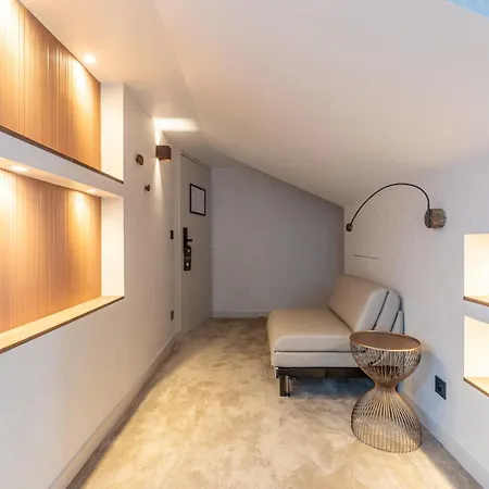 Atypik Hotel Hotel Clichy