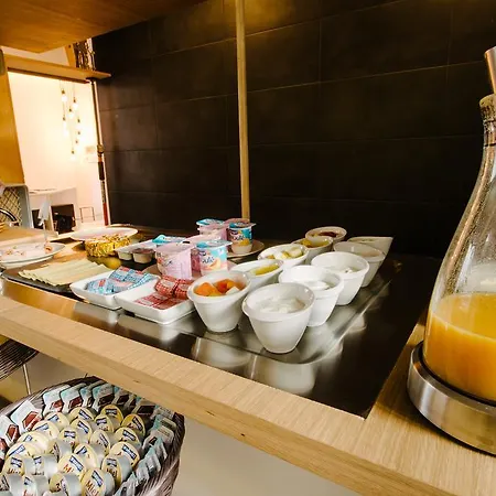 Hotel Atypik Hotel Clichy